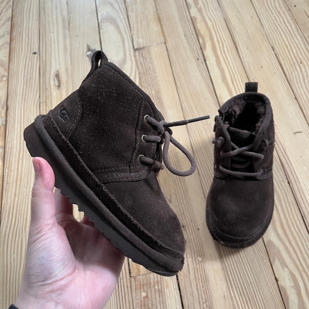 UGG Neumel Chukka Boots Toddler 10 Dark Brown Suede Lace Up Side Zip Shoes